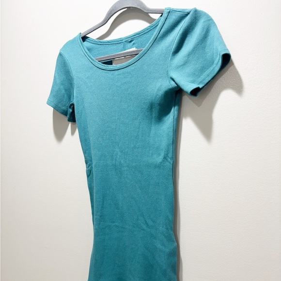V::room • Women’s Cashmere/Cotton Ribbed Short Sleeve Crew in Peacock Teal NEW M - Picture 2 of 6